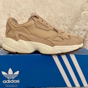 Adidas Originals Falcon W DB2714. Rare find!